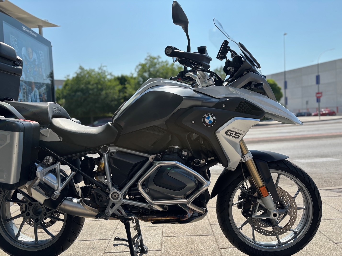 BMW R 1250 GS AÑO 2023 CON 51.356 KM.