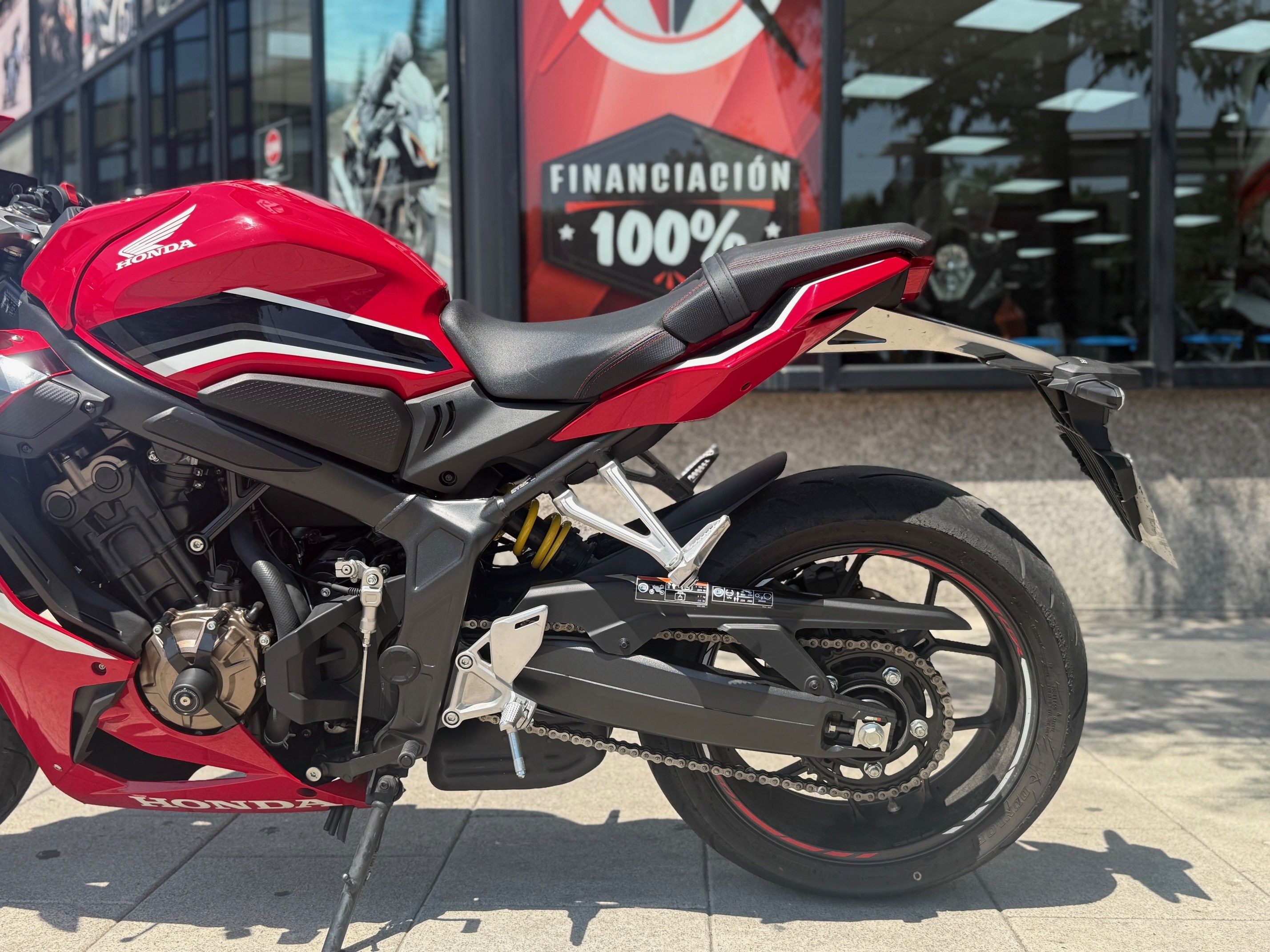 HONDA CBR 650 R AÑO 2021 CON 6.867 KM
