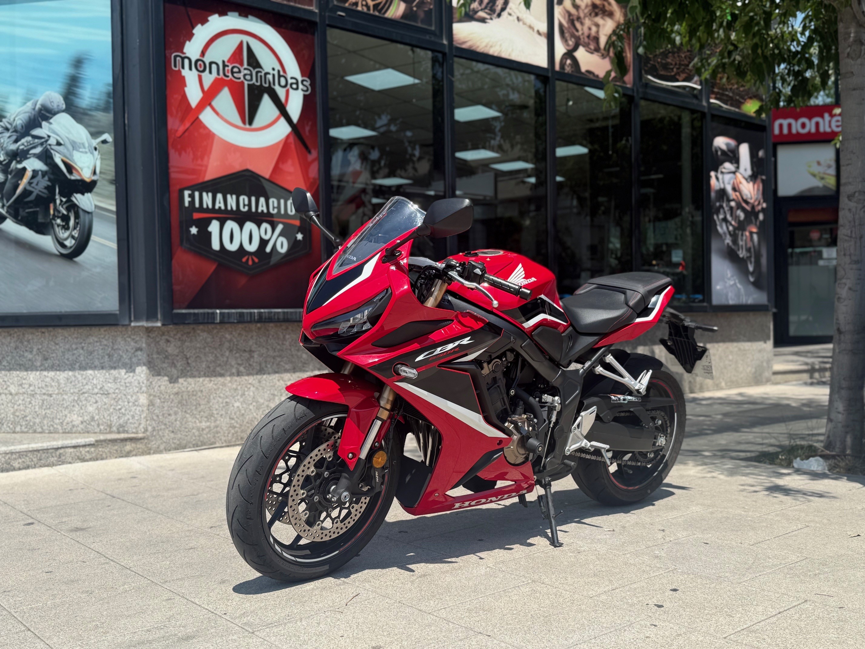 HONDA CBR 650 R AÑO 2021 CON 6.867 KM