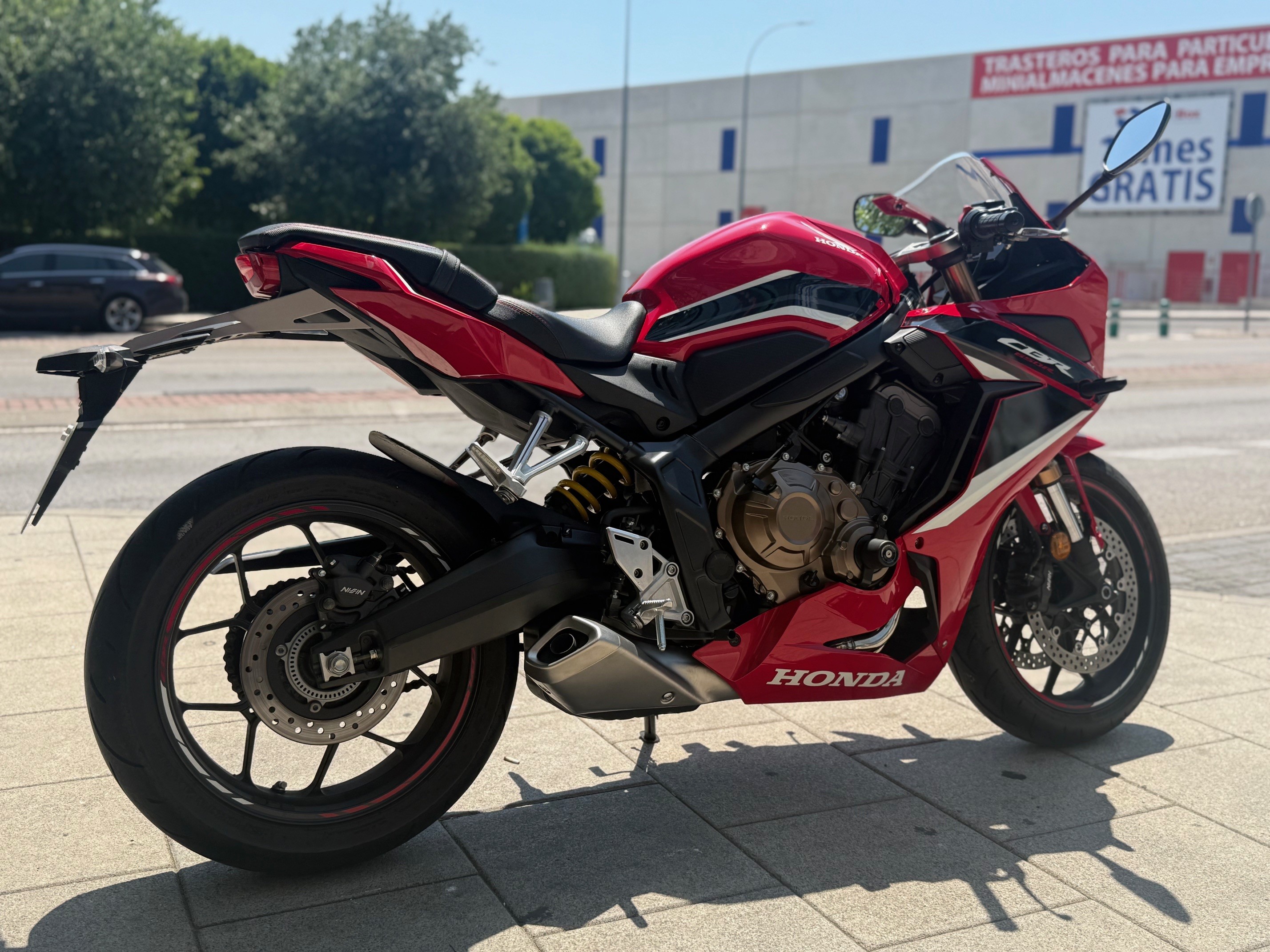 HONDA CBR 650 R AÑO 2021 CON 6.867 KM