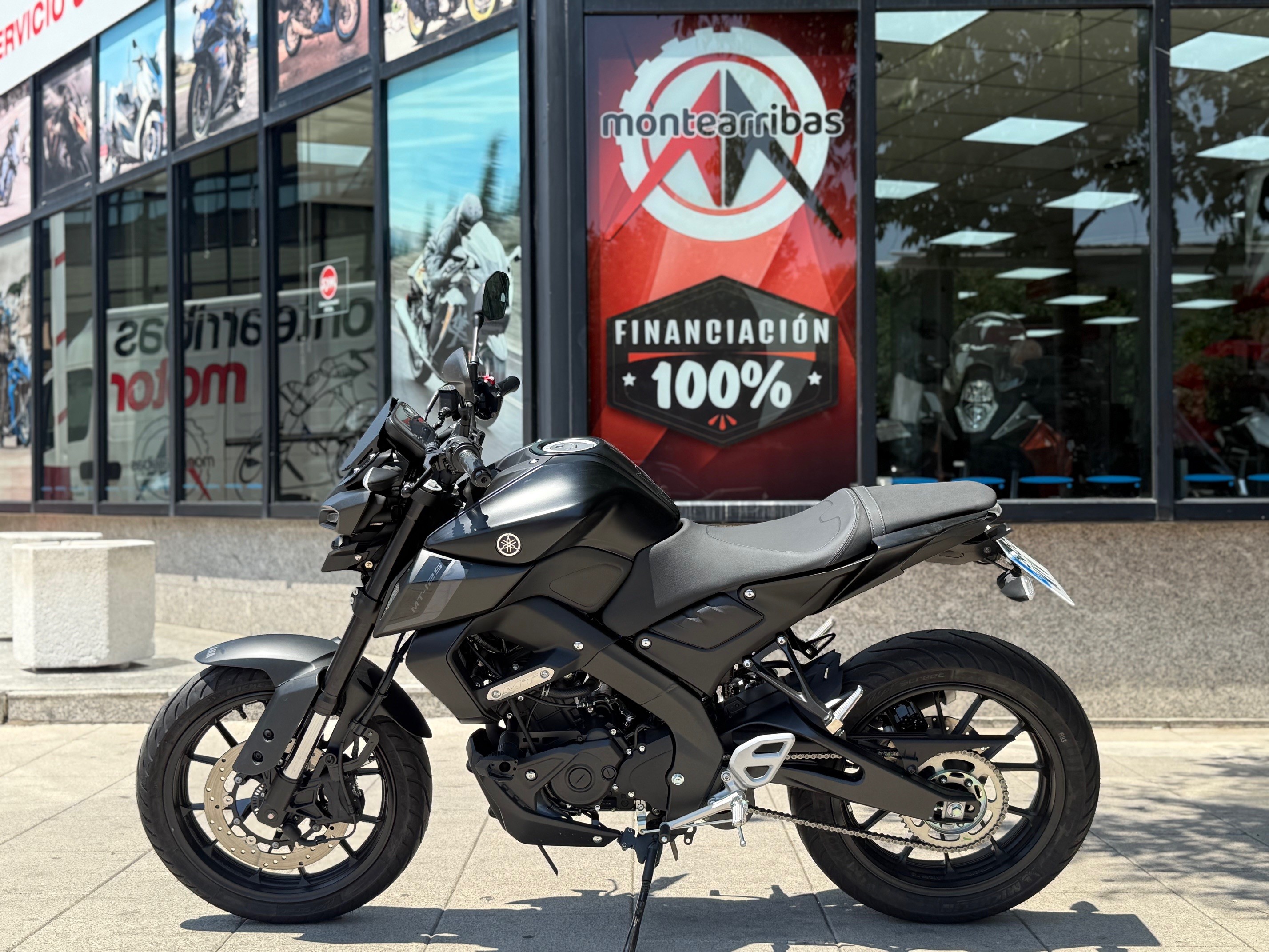 YAMAHA MT-125 AÑO 2025 CON 712 KM.