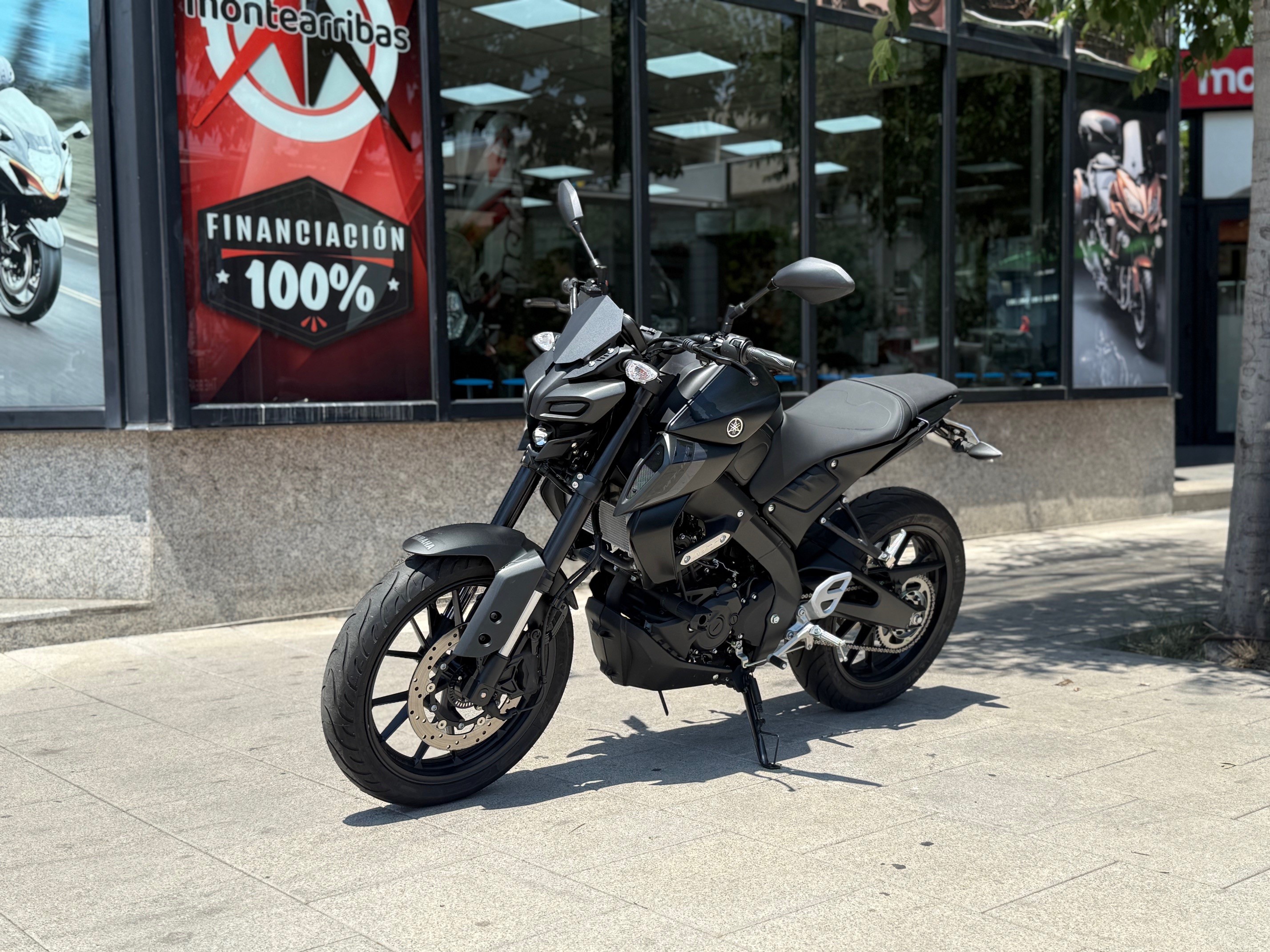 YAMAHA MT-125 AÑO 2025 CON 712 KM.