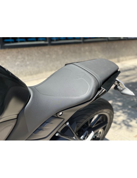 YAMAHA MT-125 AÑO 2025 CON 712 KM.