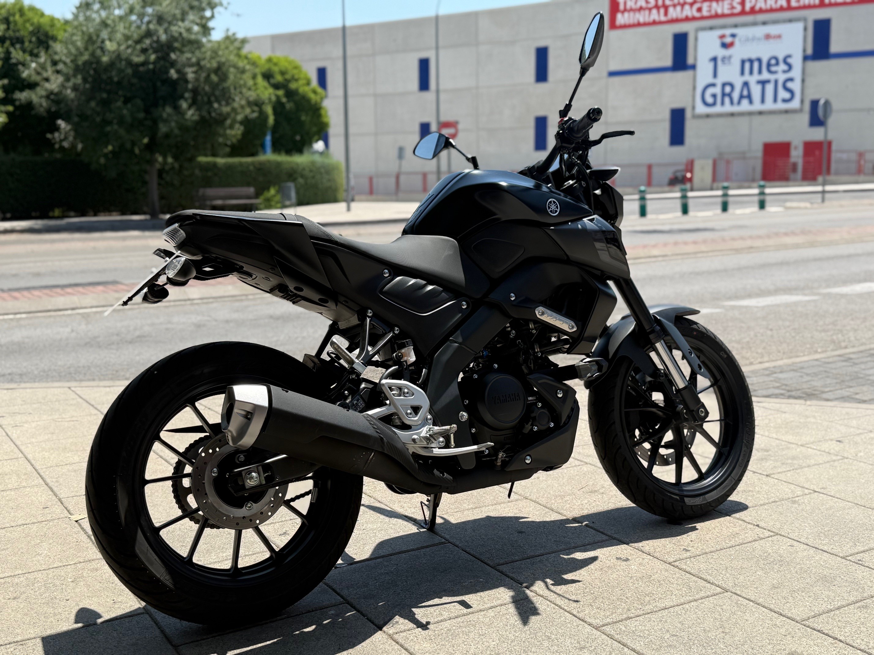 YAMAHA MT-125 AÑO 2025 CON 712 KM.