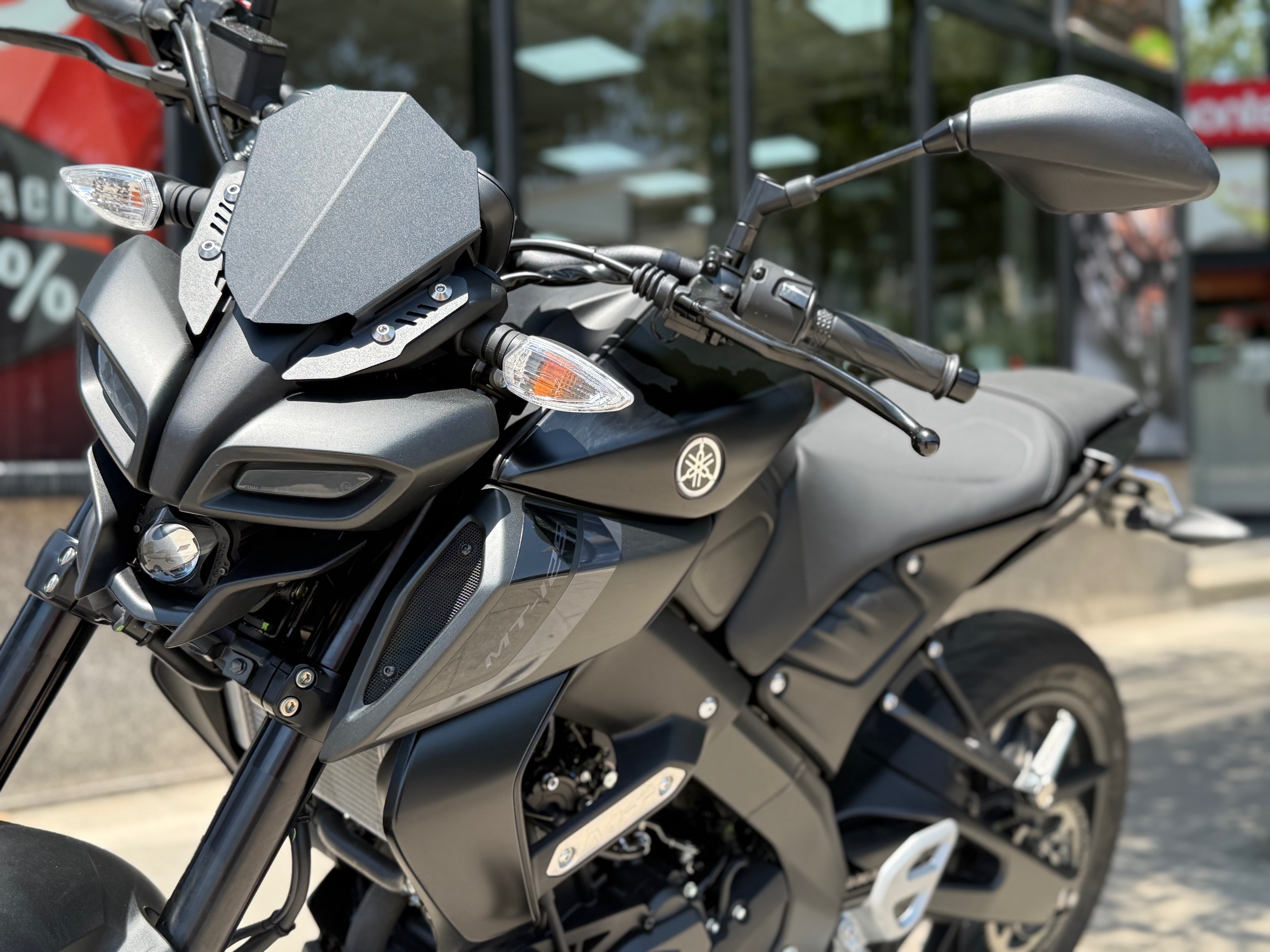 YAMAHA MT-125 AÑO 2025 CON 712 KM.