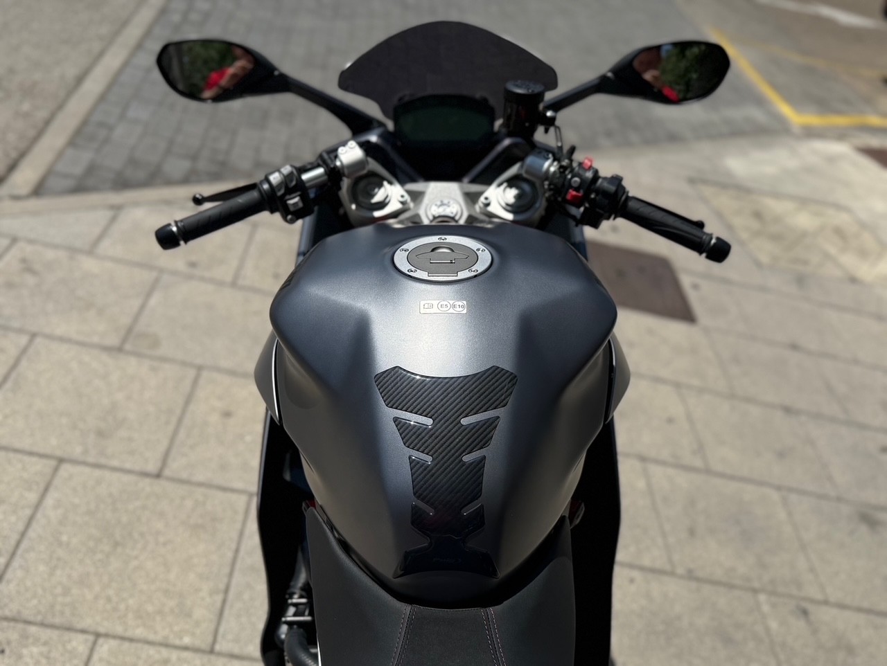 DUCATI SUPERSPORT 950 AÑO 2021 CON...