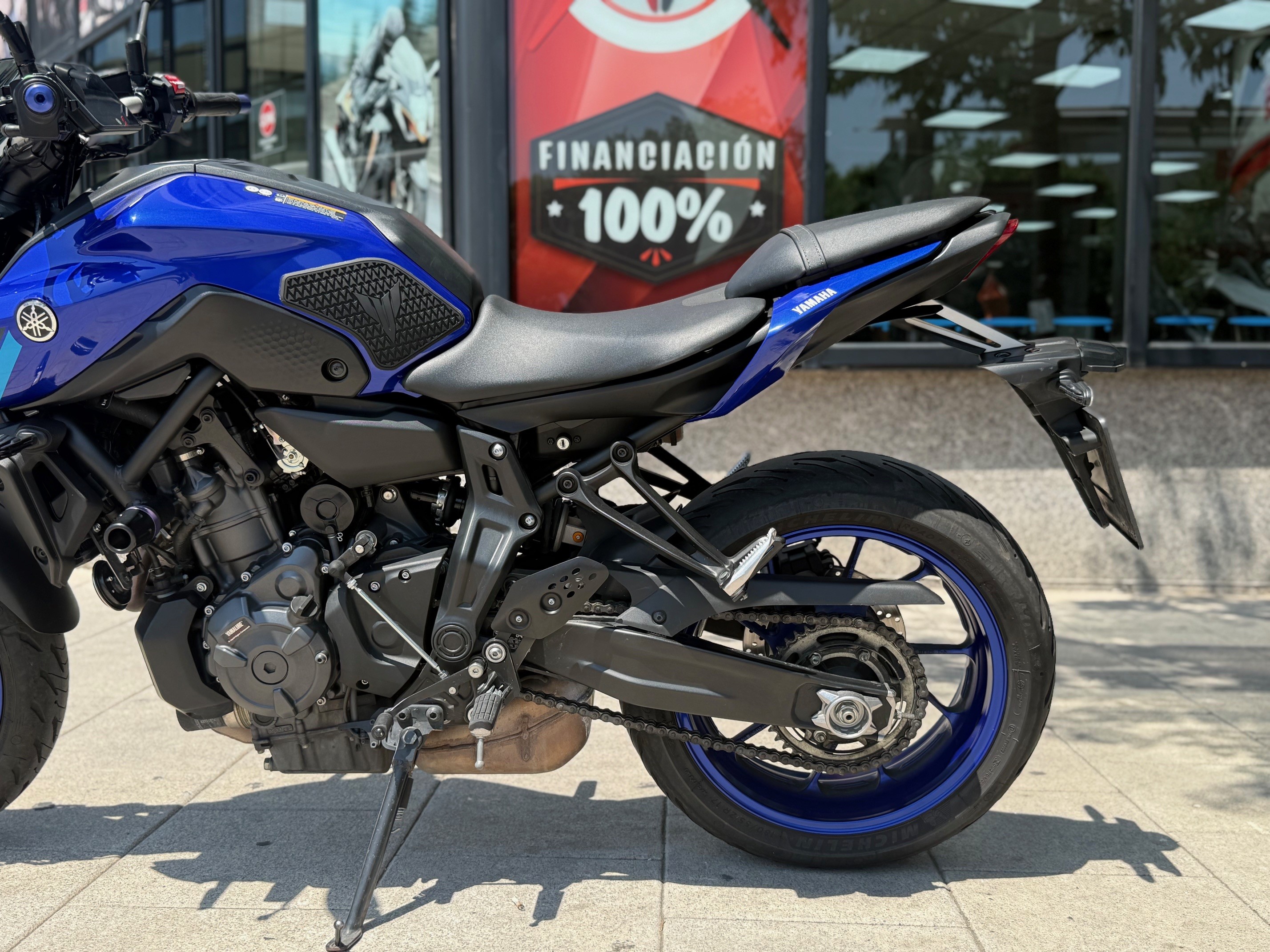 YAMAHA MT-07 AÑO 2024 CON 16.749 KM.
