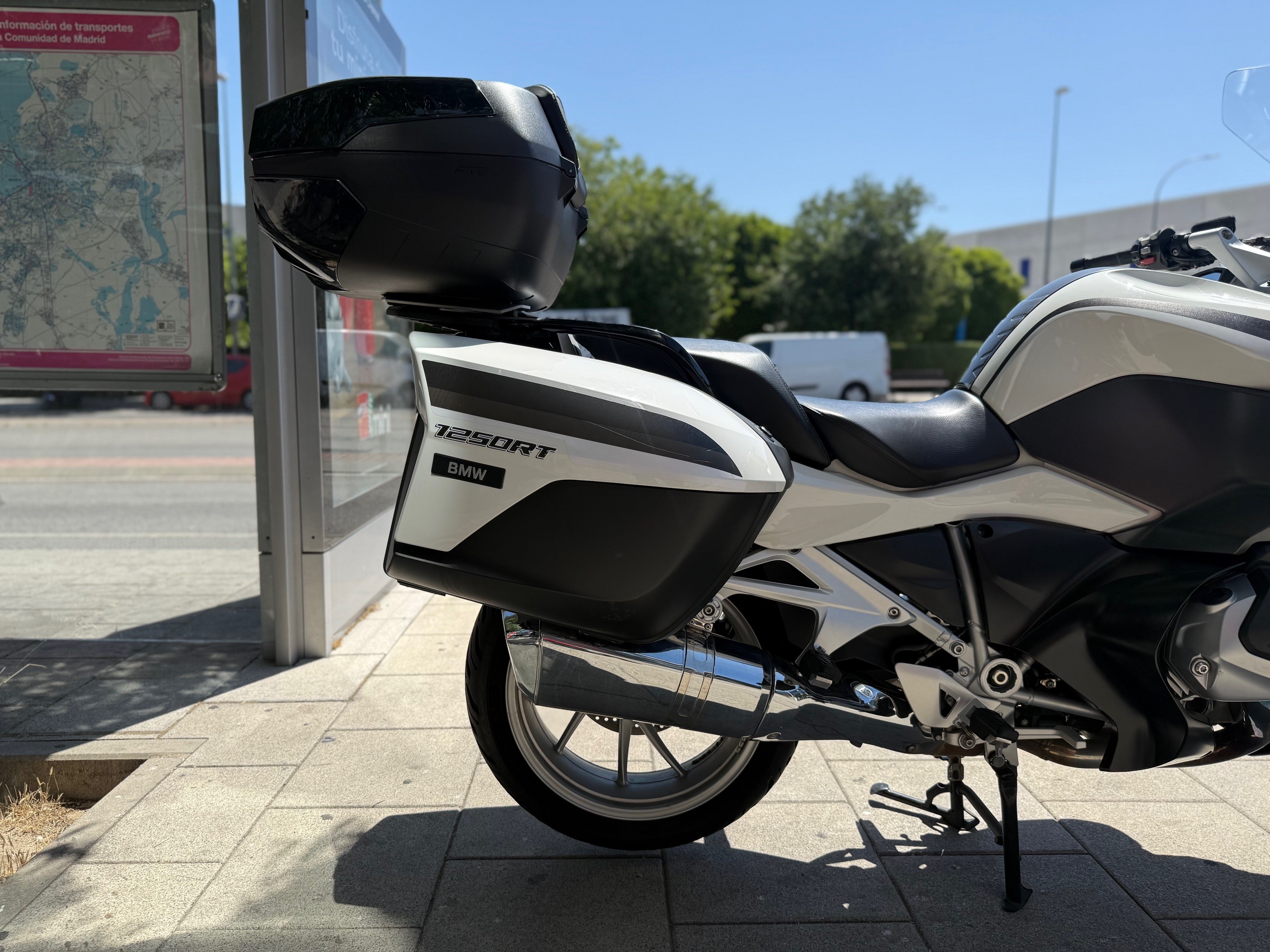 BMW R 1250 RT AÑO 2020 CON 51.162 KM.