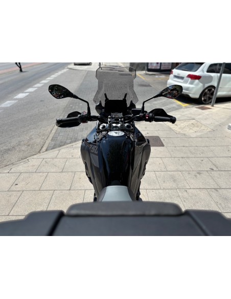 BMW F 750 GS TRIPLE BLACK AÑO 2023 CON 3.028 KM.