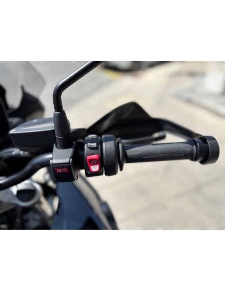 BMW F 750 GS TRIPLE BLACK AÑO 2023 CON 3.028 KM.