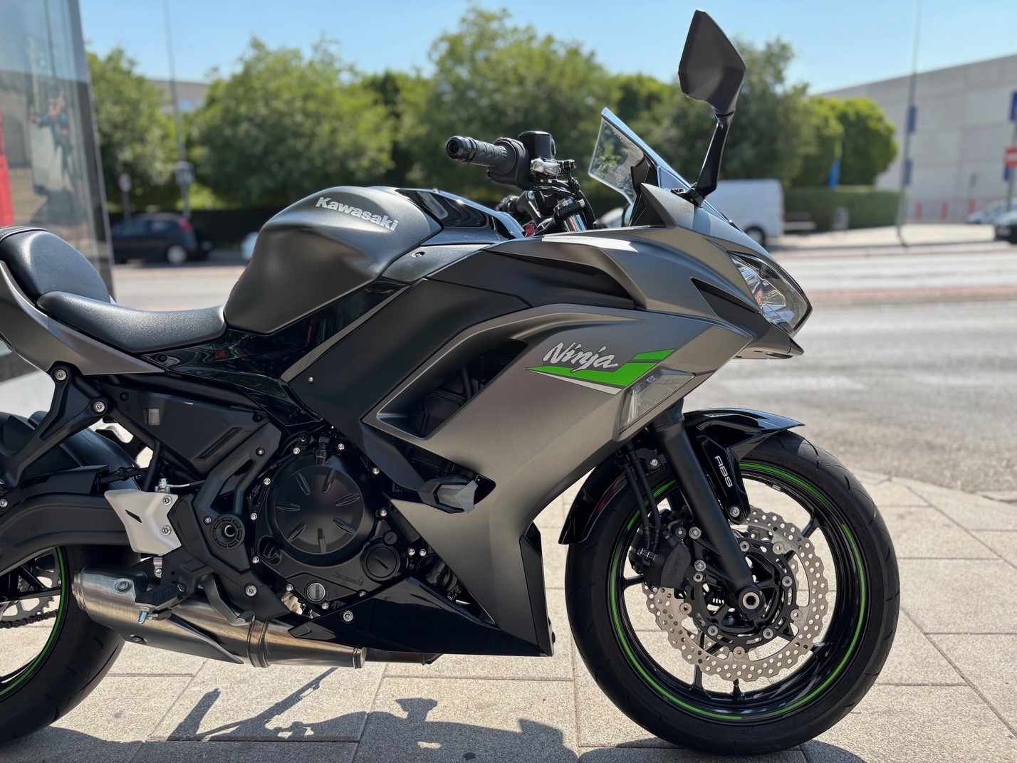 KAWASAKI NINJA 650 AÑO 2023 CON 1.915...