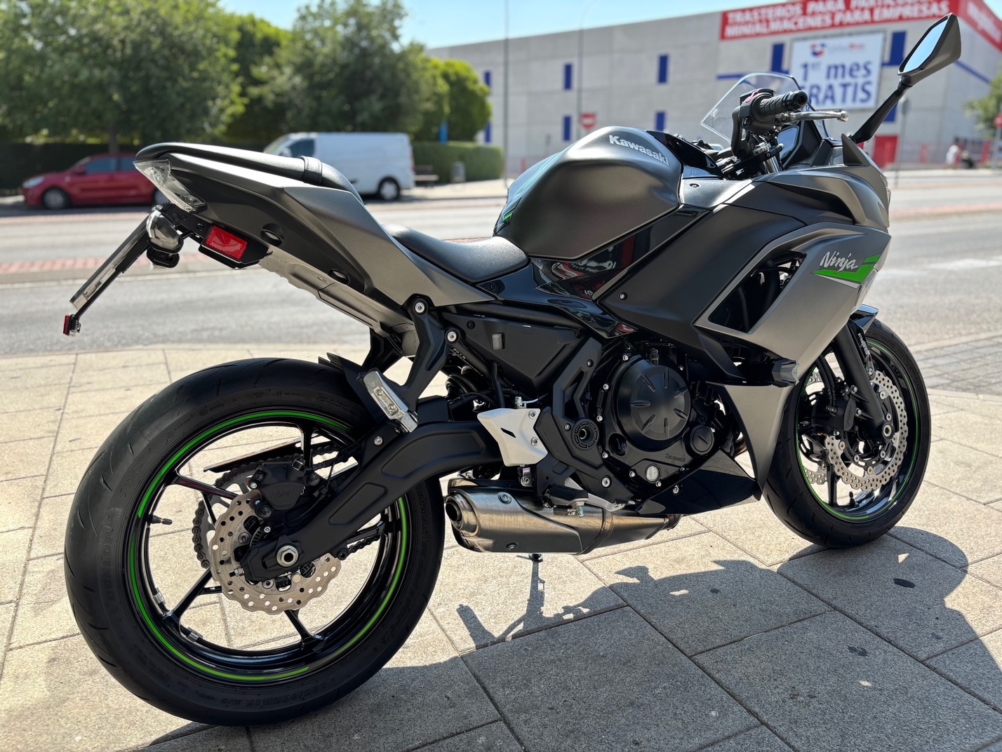 KAWASAKI NINJA 650 AÑO 2023 CON 1.915...