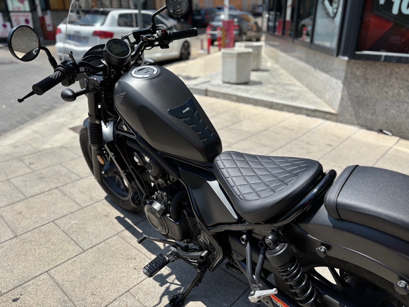 HONDA REBEL 500 SE AÑO 2020 CON...