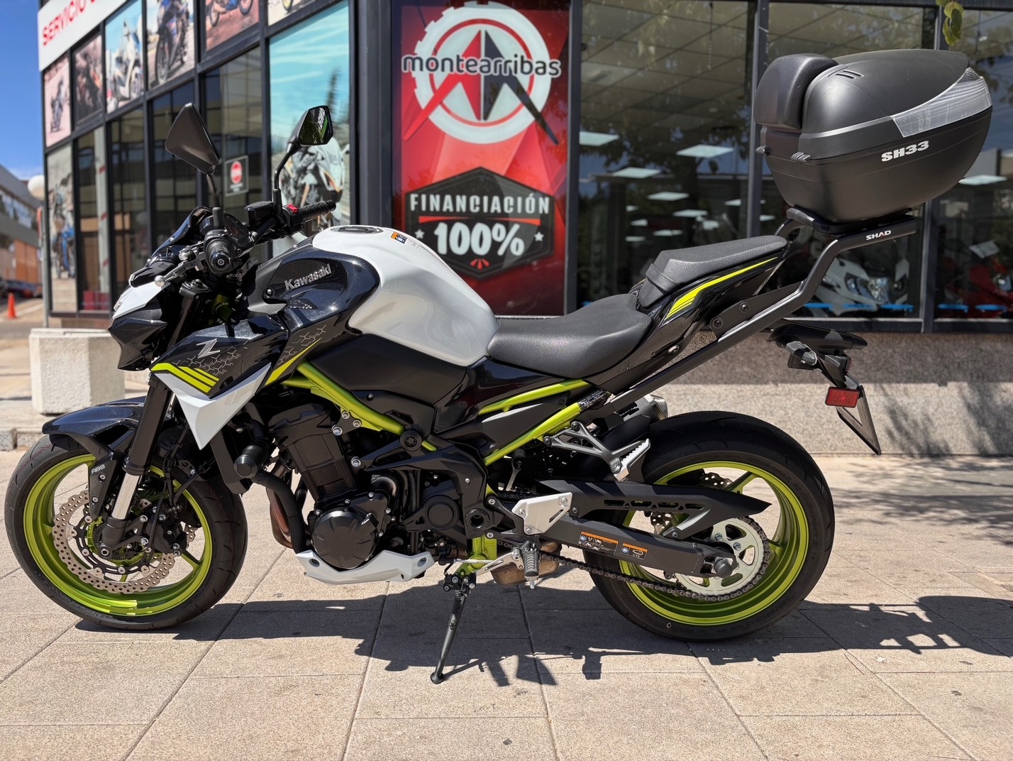 KAWASAKI Z 900 AÑO 2021 CON 7.660 KM.