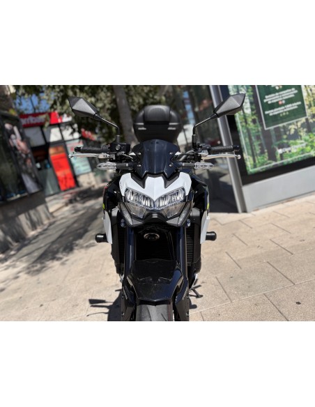 KAWASAKI Z 900 AÑO 2021 CON 7.660 KM.