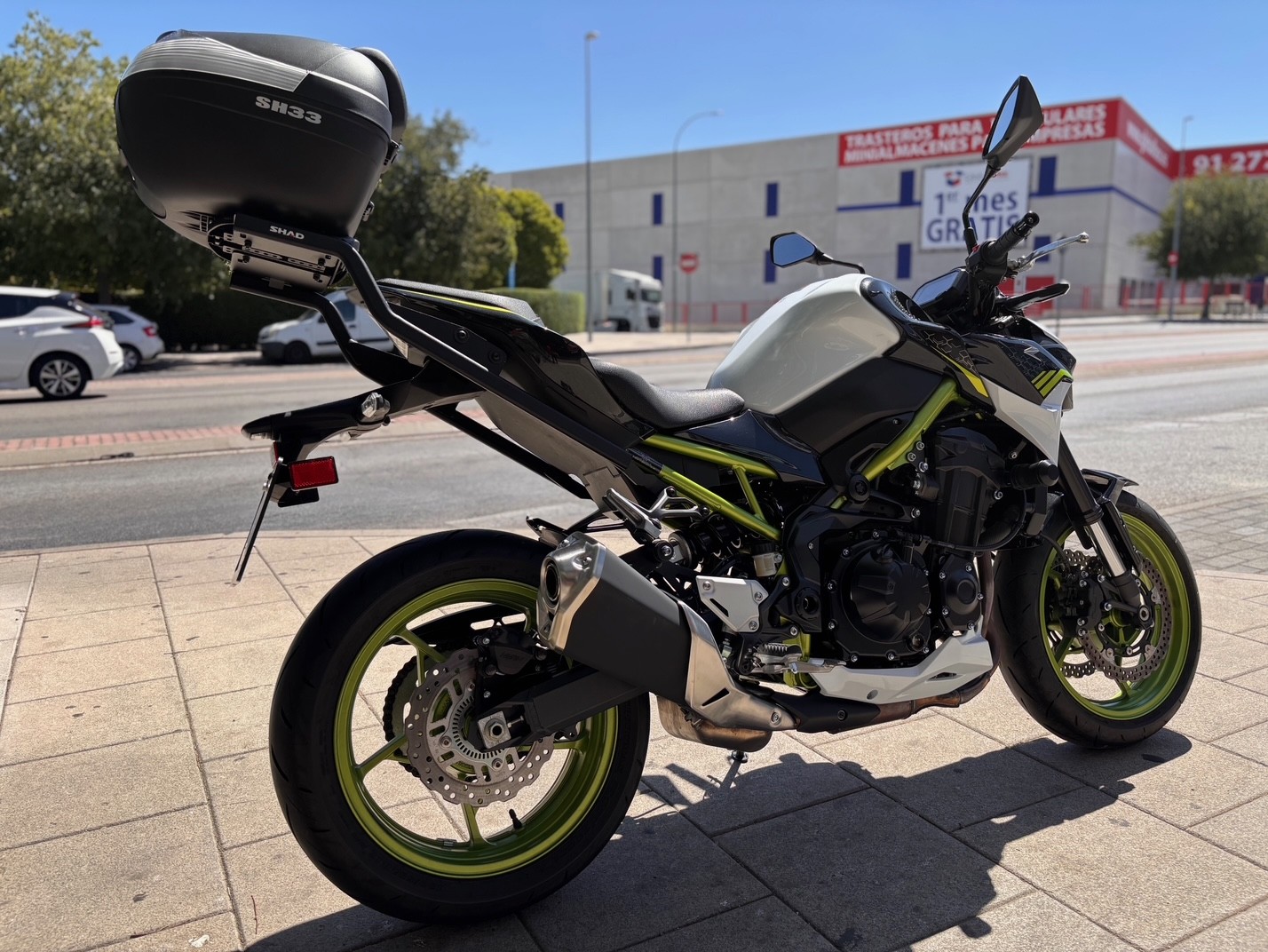 KAWASAKI Z 900 AÑO 2021 CON 7.660 KM.