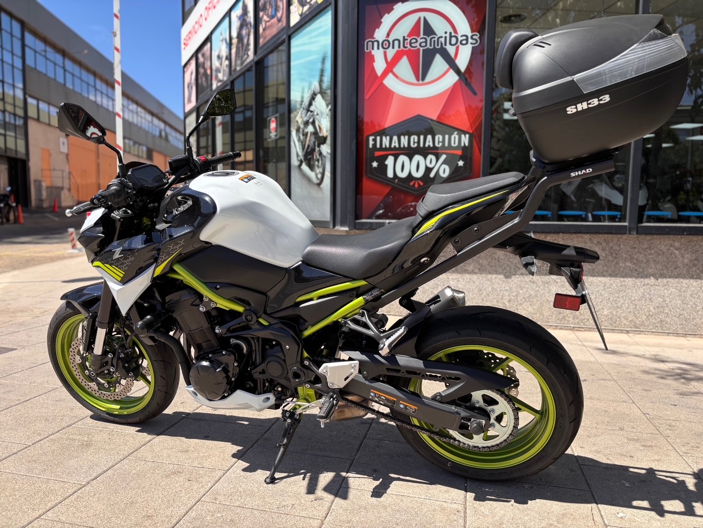 KAWASAKI Z 900 AÑO 2021 CON 7.660 KM.