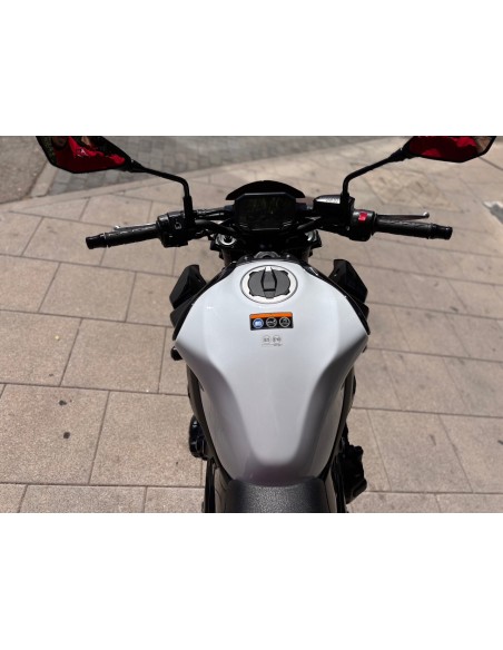 KAWASAKI Z 900 AÑO 2021 CON 7.660 KM.