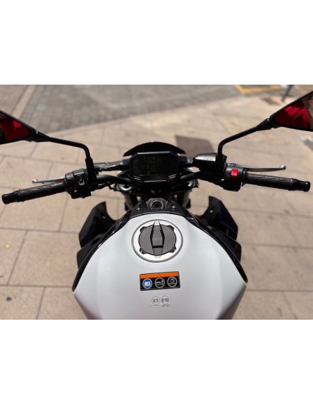 KAWASAKI Z 900 AÑO 2021 CON 7.660 KM.