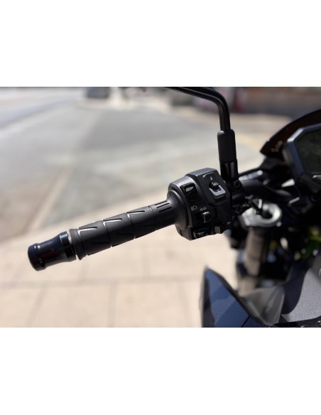 KAWASAKI Z 900 AÑO 2021 CON 7.660 KM.