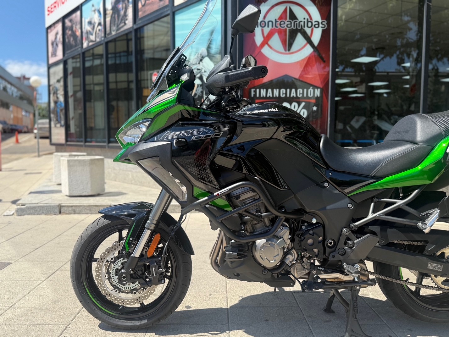 KAWASAKI VERSYS 1000 SE AÑO 2023 CON...