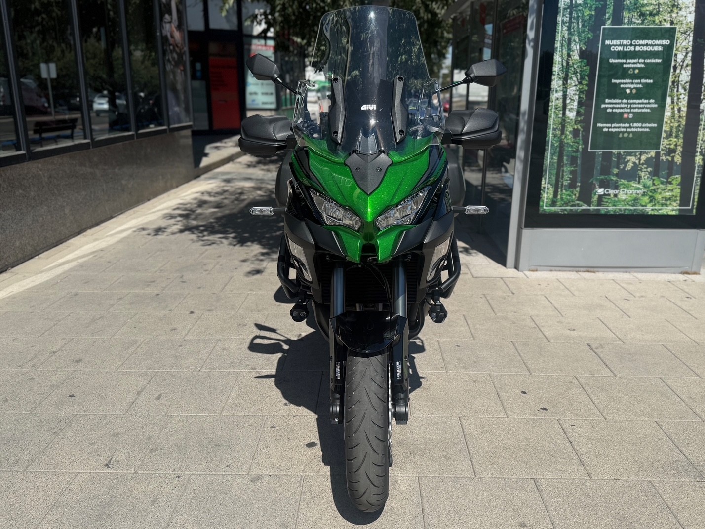KAWASAKI VERSYS 1000 SE AÑO 2023 CON...