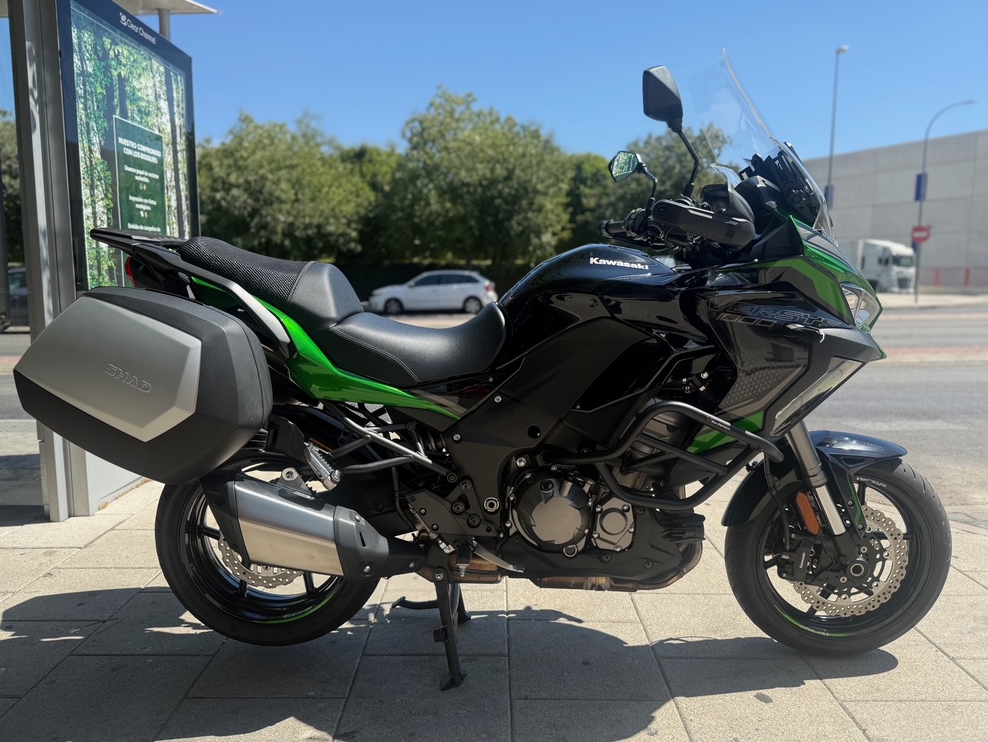KAWASAKI VERSYS 1000 SE AÑO 2023 CON...
