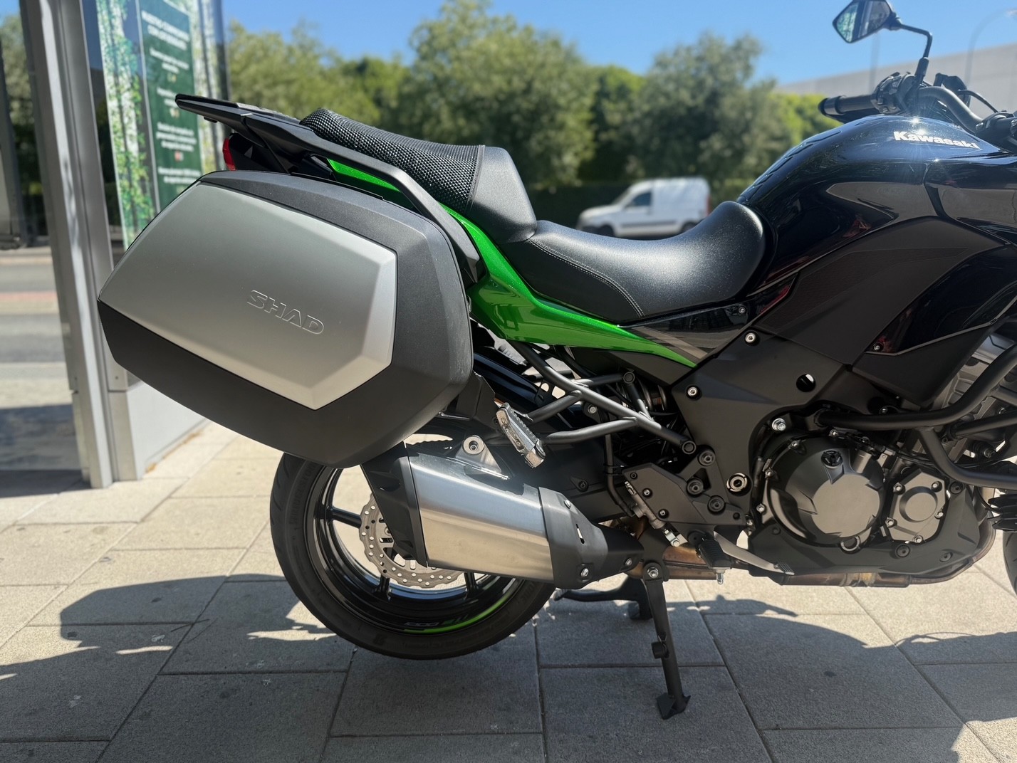 KAWASAKI VERSYS 1000 SE AÑO 2023 CON...