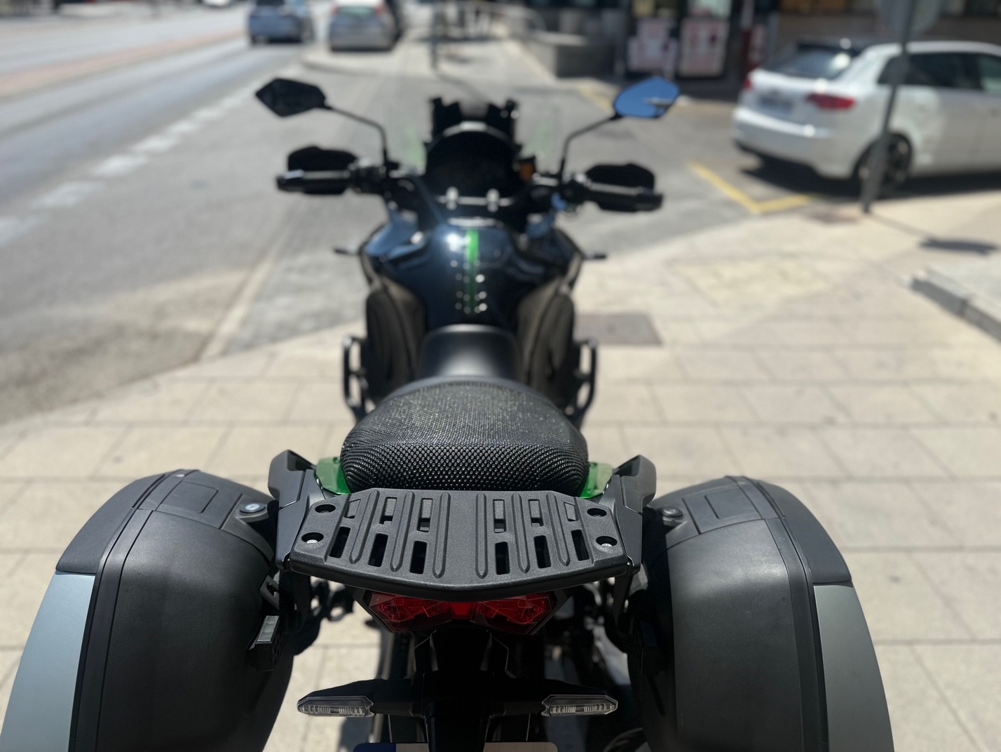 KAWASAKI VERSYS 1000 SE AÑO 2023 CON...