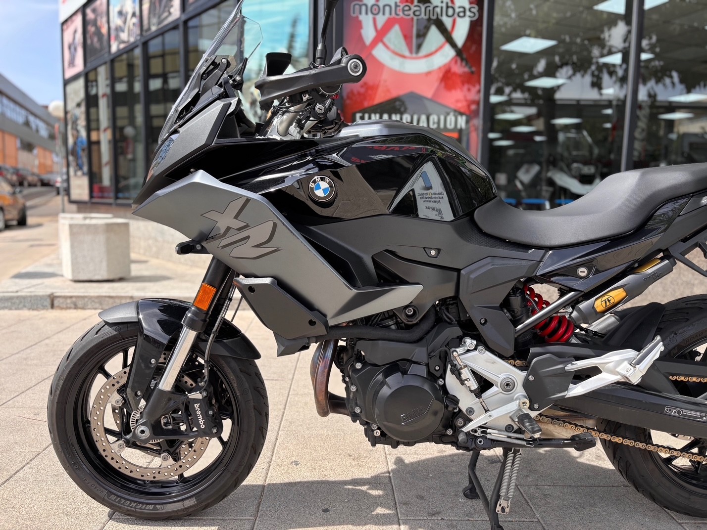 BMW F 900 XR A2 AÑO 2023 CON 6.762 KM.