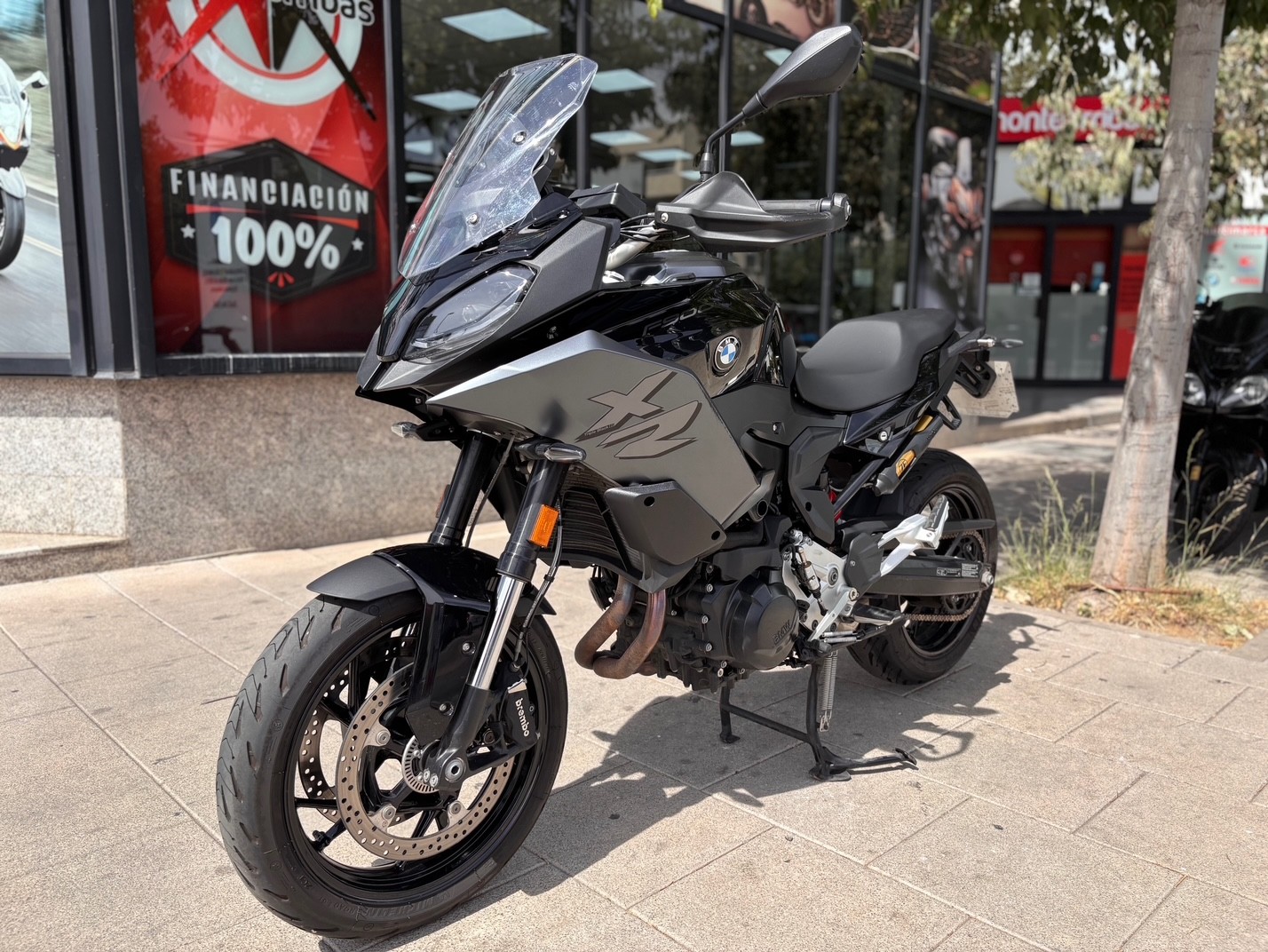 BMW F 900 XR A2 AÑO 2023 CON 6.762 KM.