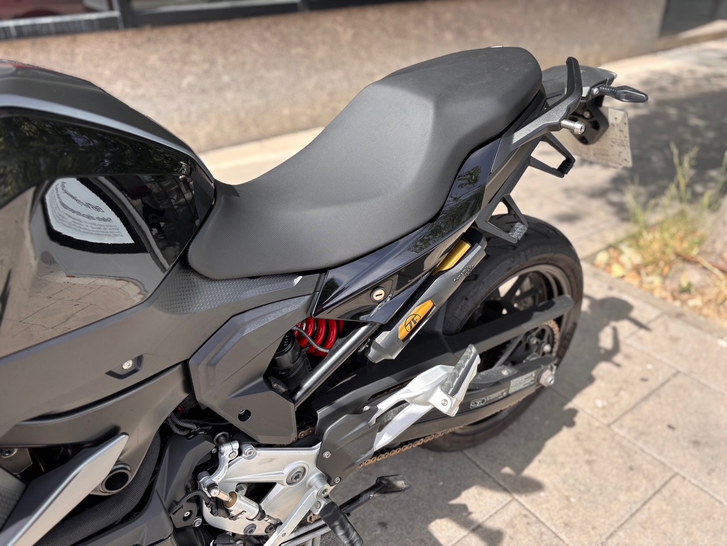 BMW F 900 XR A2 AÑO 2023 CON 6.762 KM.