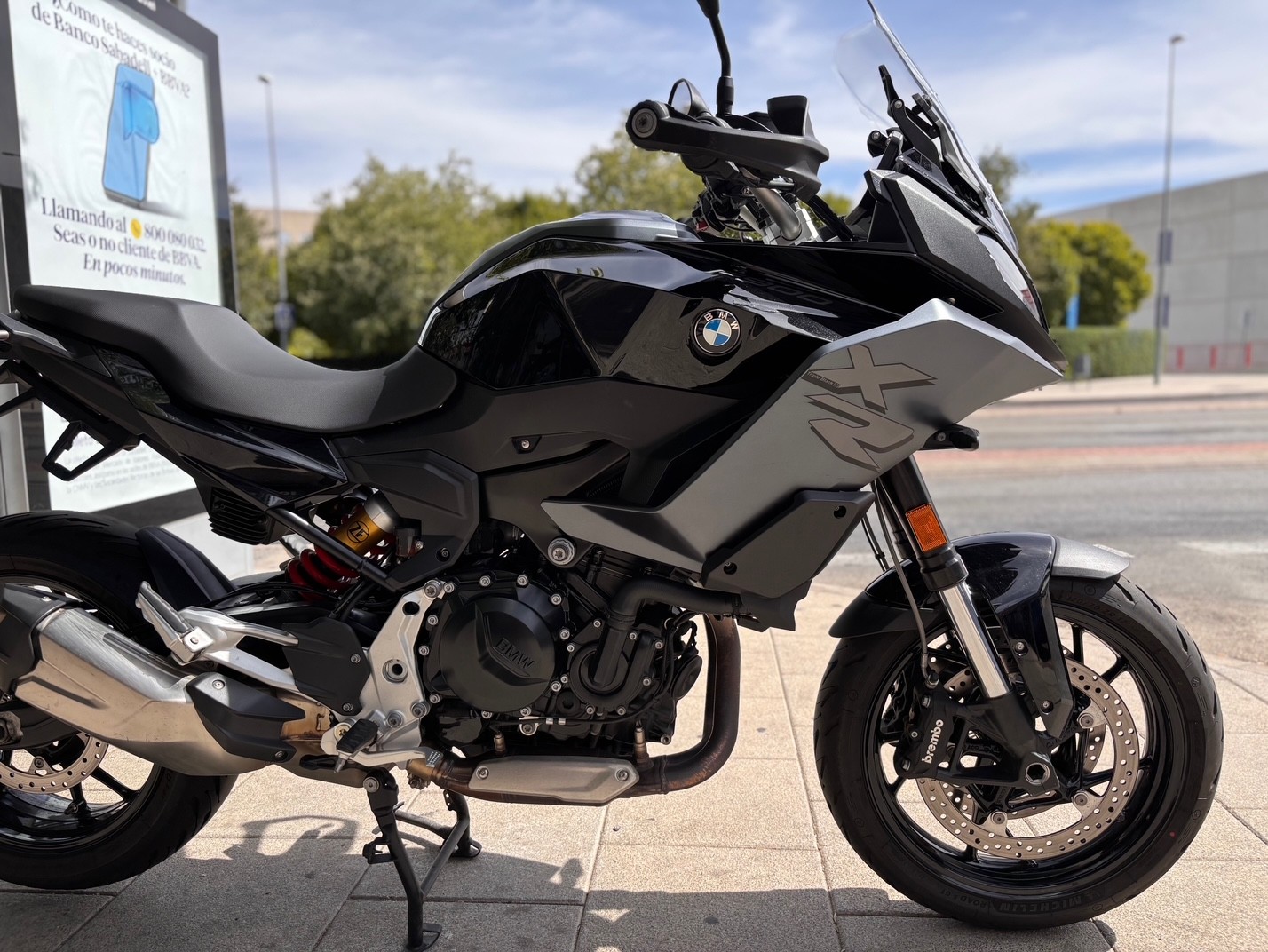 BMW F 900 XR A2 AÑO 2023 CON 6.762 KM.