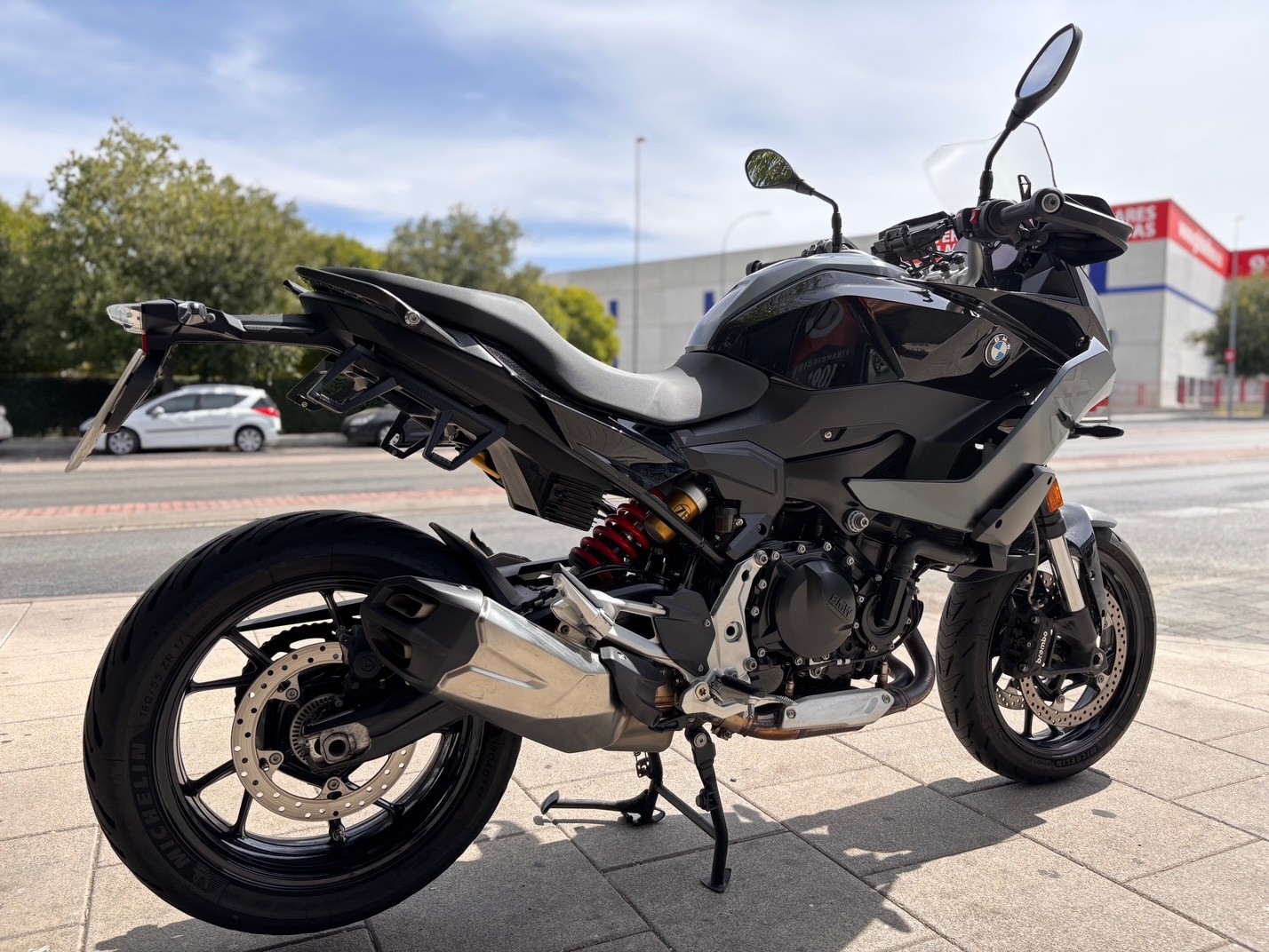 BMW F 900 XR A2 AÑO 2023 CON 6.762 KM.
