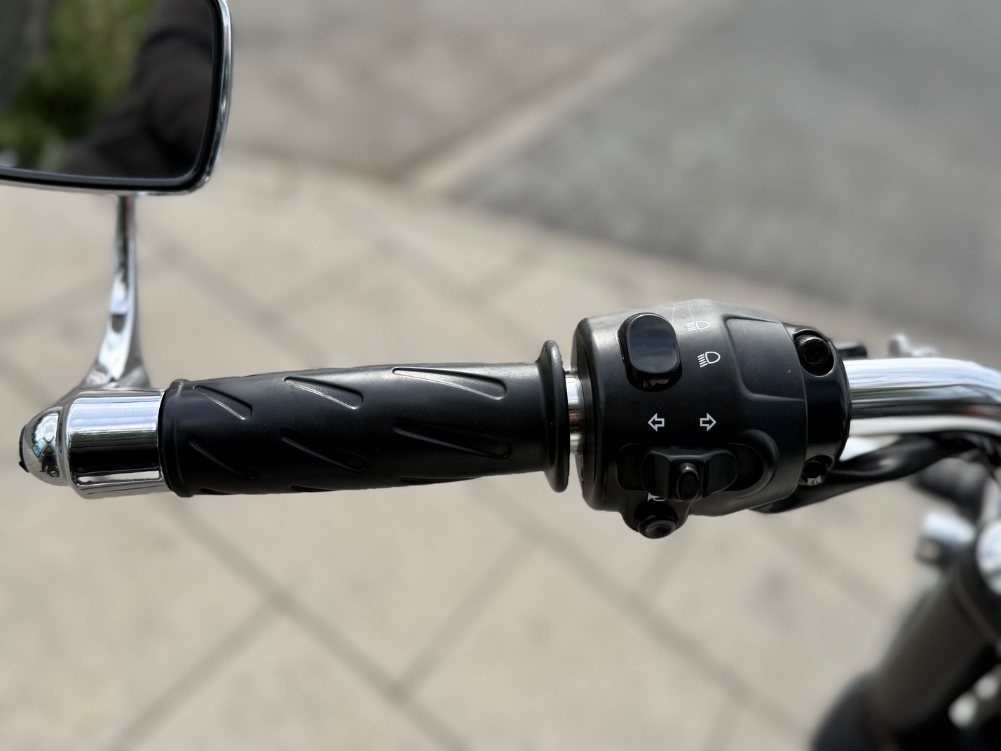 TRIUMPH BONNEVILLE T100 AÑO 2015 CON...