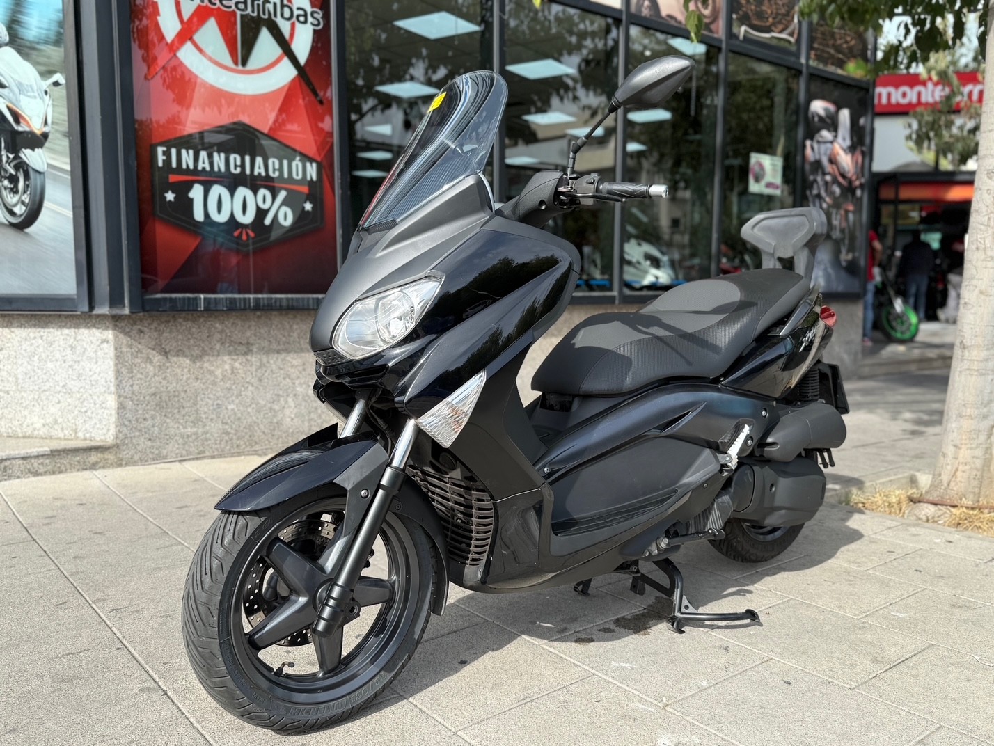 YAMAHA X-MAX 125 AÑO 2010 CON 42.165 KM.