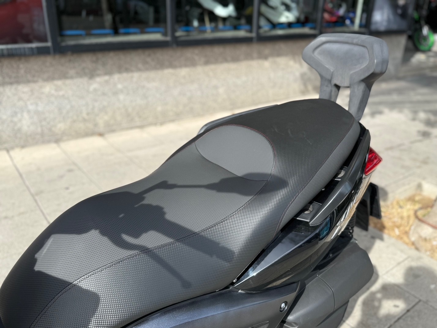 YAMAHA X-MAX 125 AÑO 2010 CON 42.165 KM.