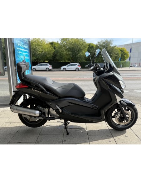 YAMAHA X-MAX 125 AÑO 2010 CON 42.165 KM.