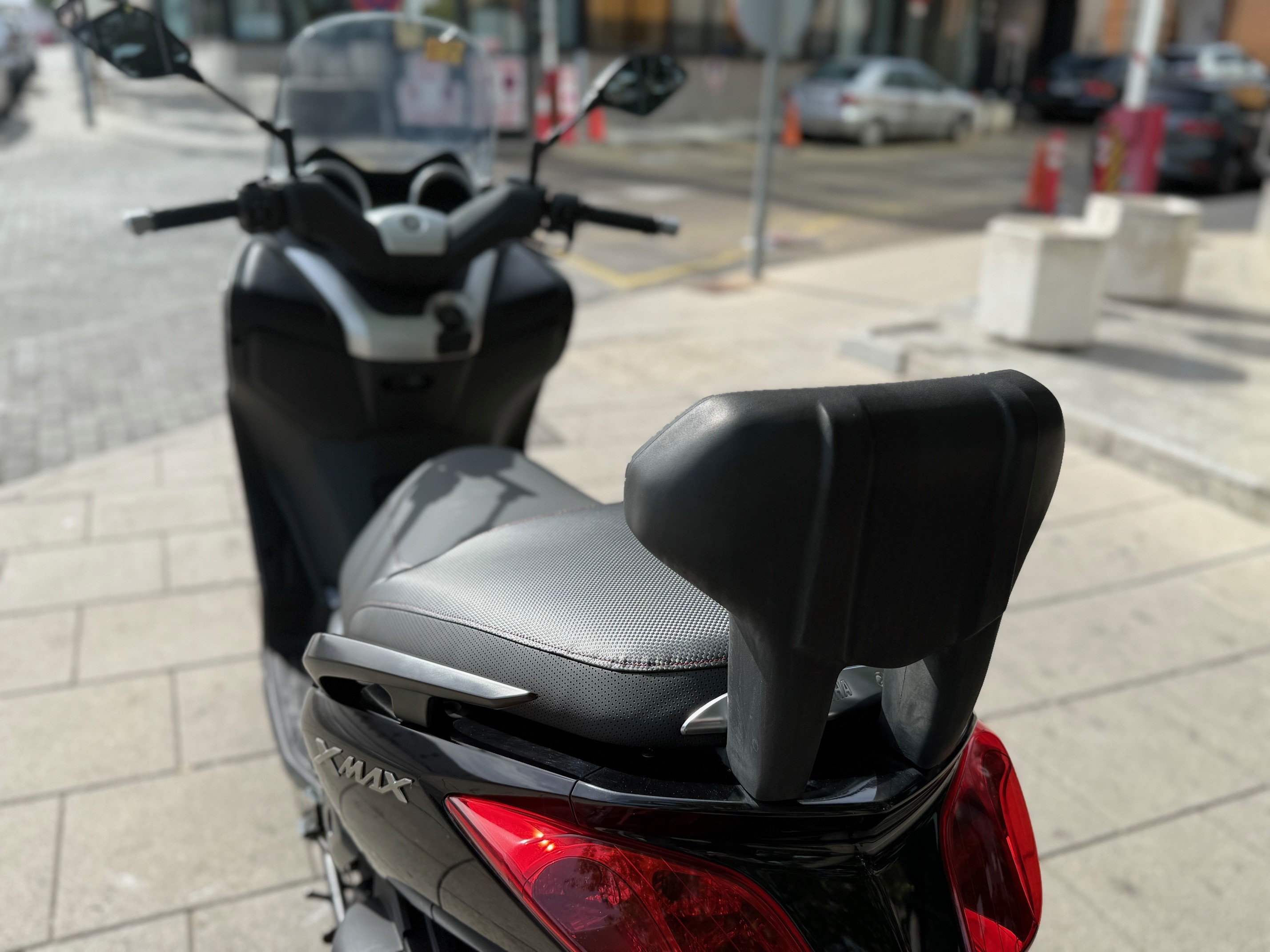 YAMAHA X-MAX 125 AÑO 2010 CON 42.165 KM.