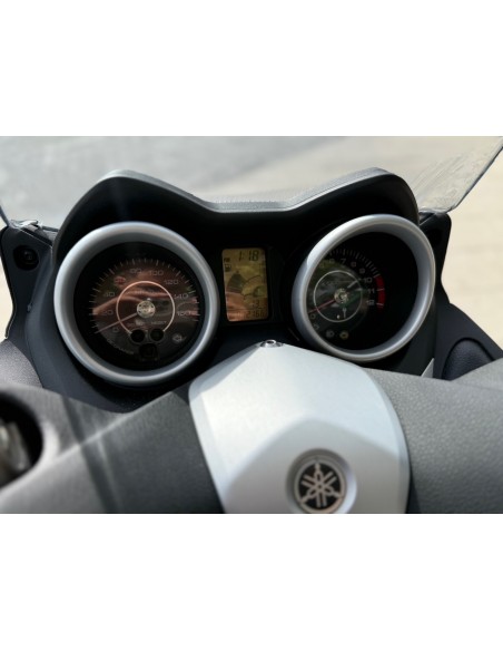 YAMAHA X-MAX 125 AÑO 2010 CON 42.165 KM.