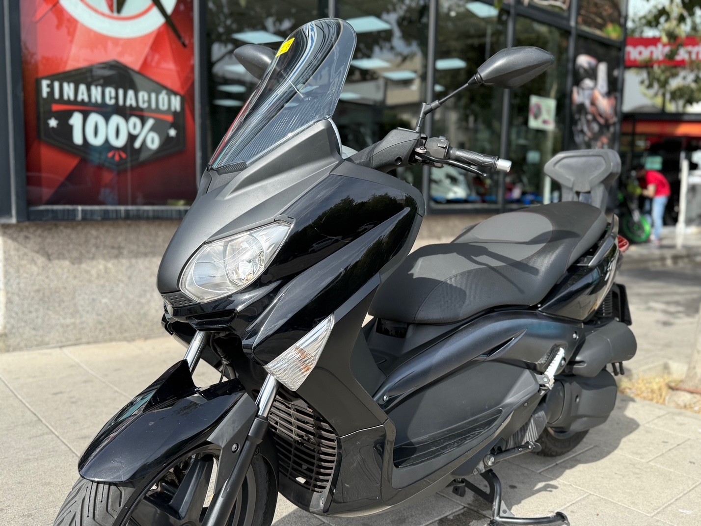 YAMAHA X-MAX 125 AÑO 2010 CON 42.165 KM.