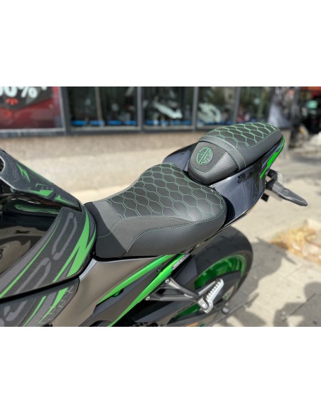 KAWASAKI Z 900 AÑO 2024 CON 7.926 KM.