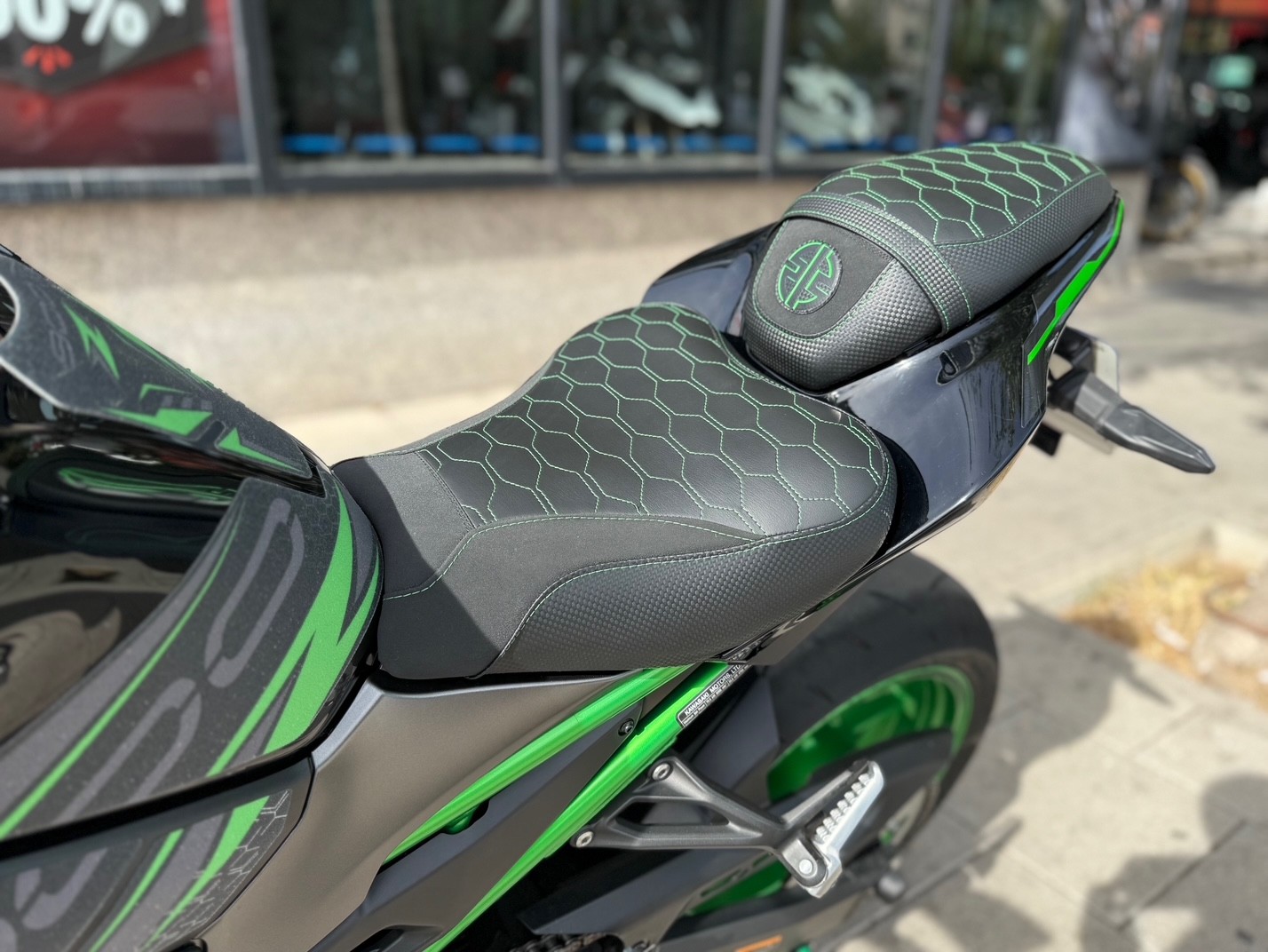 KAWASAKI Z 900 AÑO 2024 CON 7.926 KM.