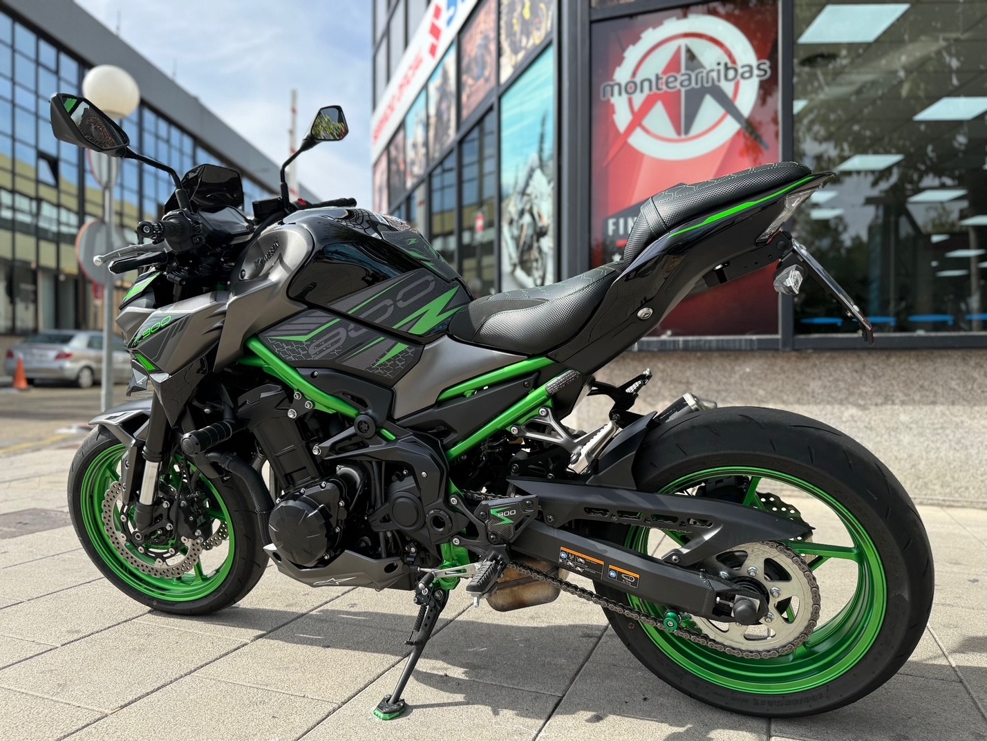 KAWASAKI Z 900 AÑO 2024 CON 7.926 KM.