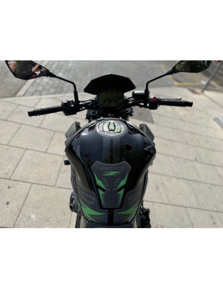 KAWASAKI Z 900 AÑO 2024 CON 7.926 KM.