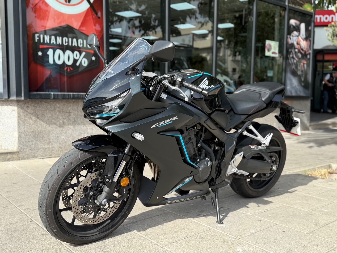 HONDA CBR 650 R AÑO 2023 CON 9.823 KM.