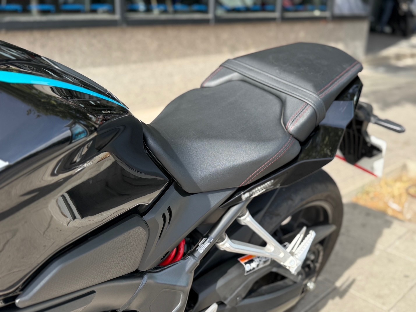 HONDA CBR 650 R AÑO 2023 CON 9.823 KM.