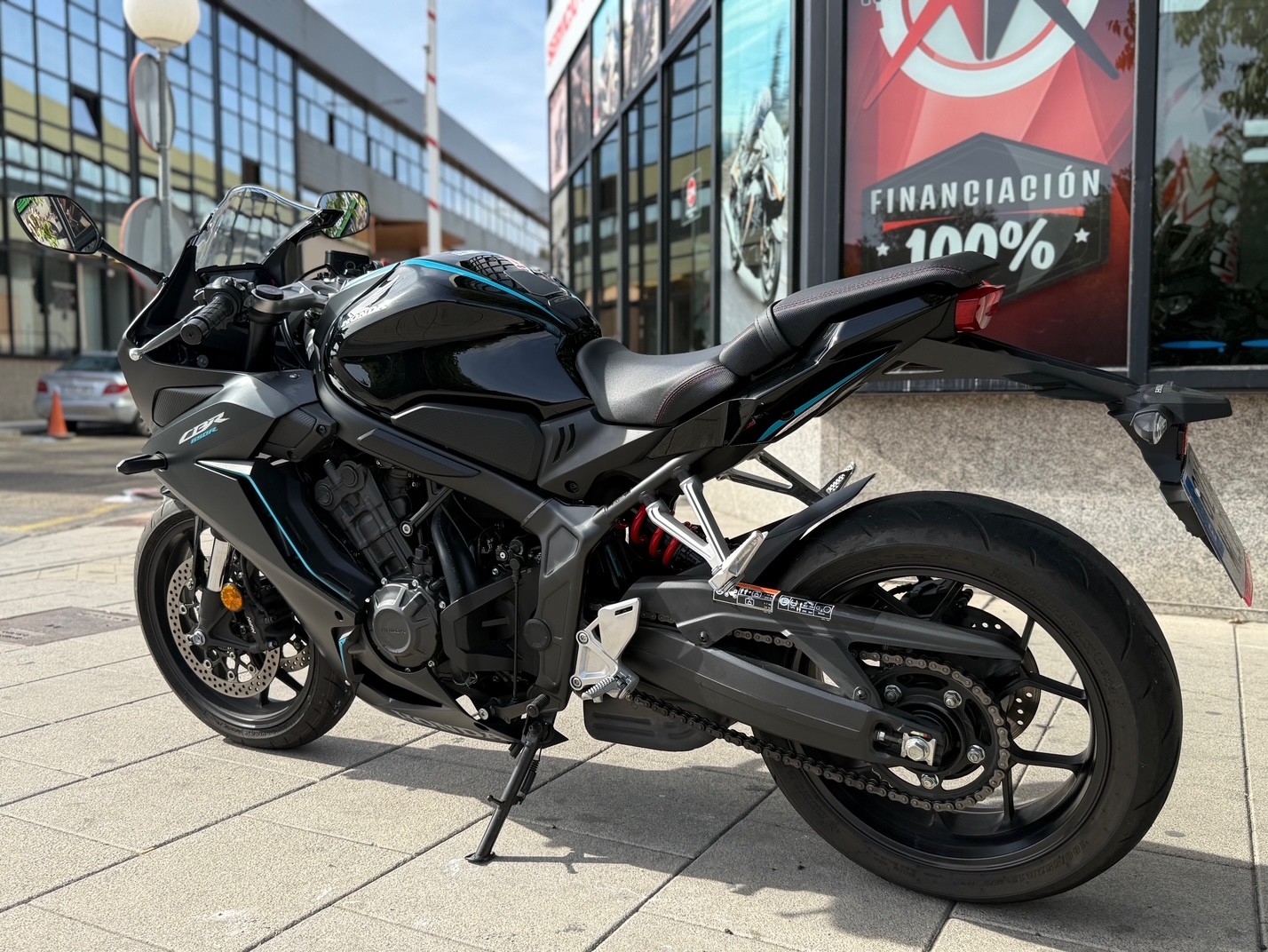 HONDA CBR 650 R AÑO 2023 CON 9.823 KM.