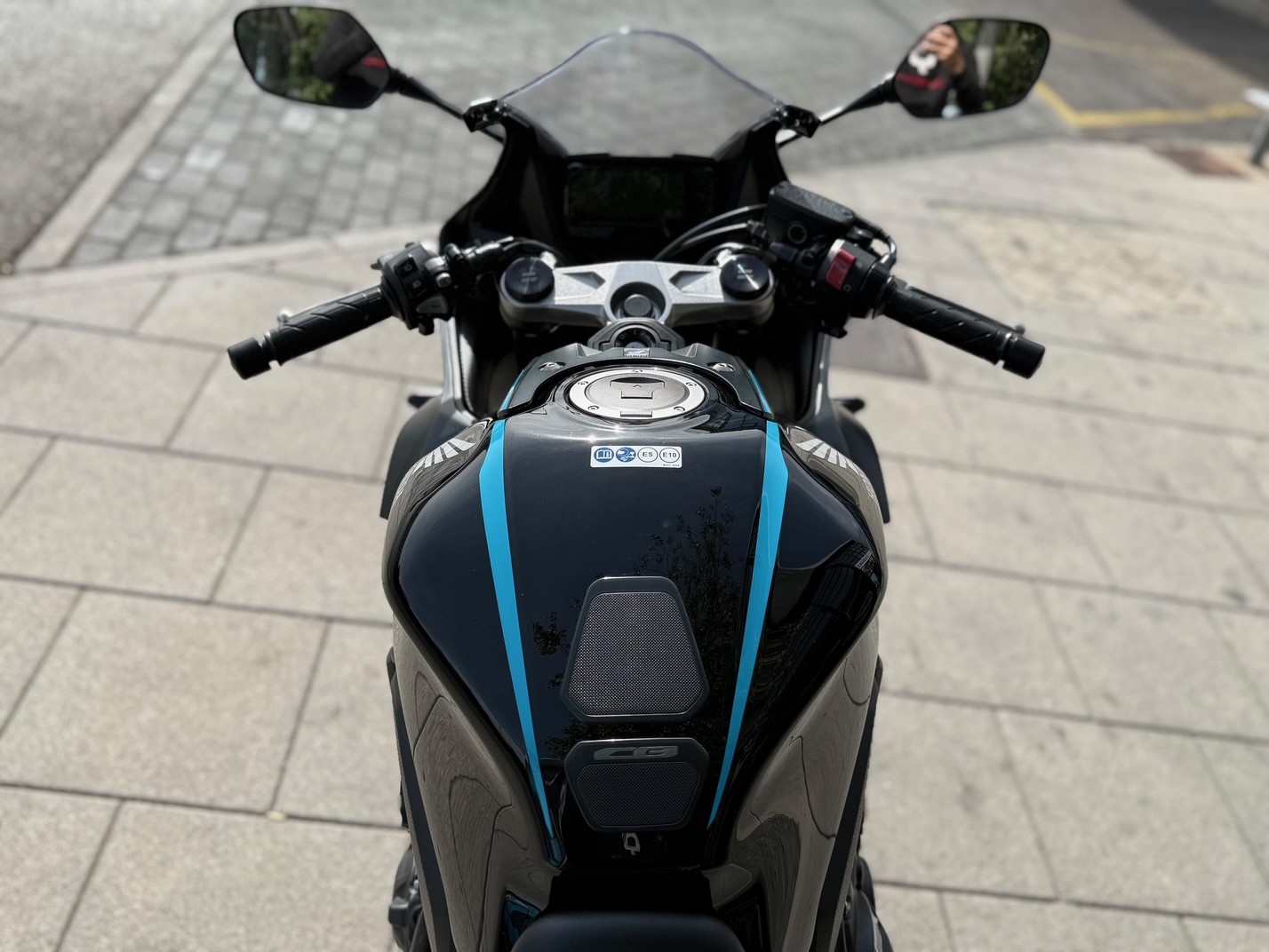 HONDA CBR 650 R AÑO 2023 CON 9.823 KM.