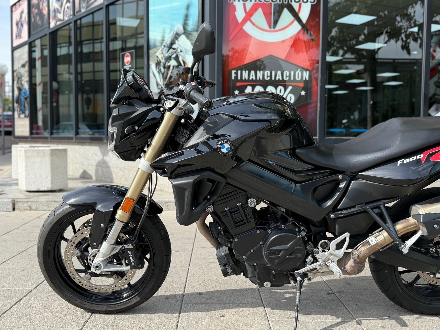 BMW F 800 R A2 AÑO 2017 CON 34.834 KM.